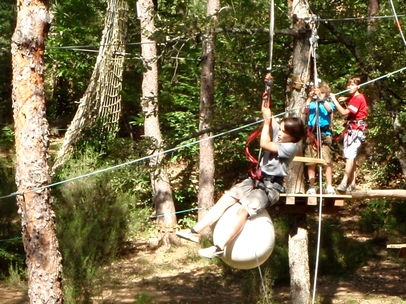 Village Camps International Summer Camp Ard&egrave;che, France 2019-07-26 https://www.villagecamps.com/journals_admin/images/21-23-Nicolo holding on!.jpg